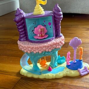 Polly Pocket Rainbow Funland Mermaid Cove Ride Playset